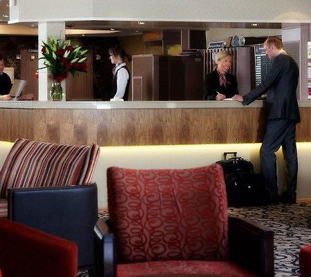 Lodge Hotel Coleraine Exterior foto